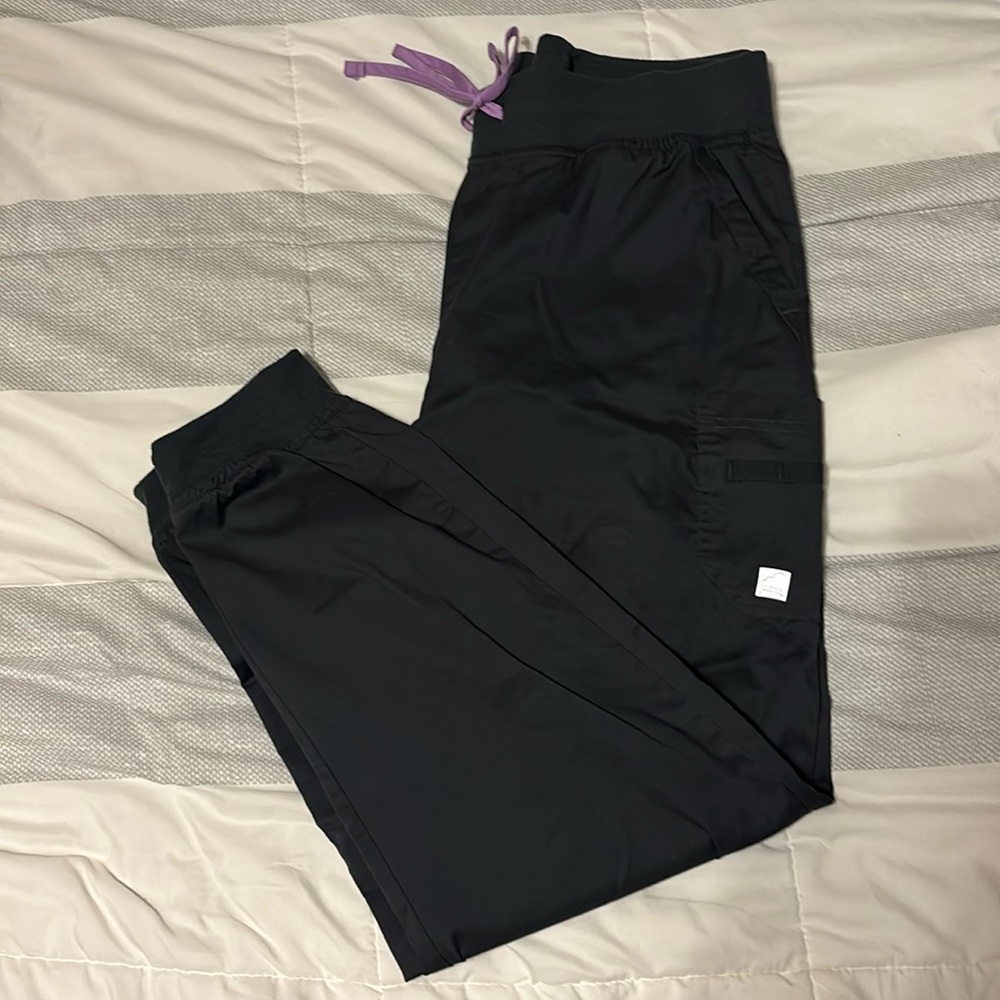 Gray butter soft stretch jogger scrub pant